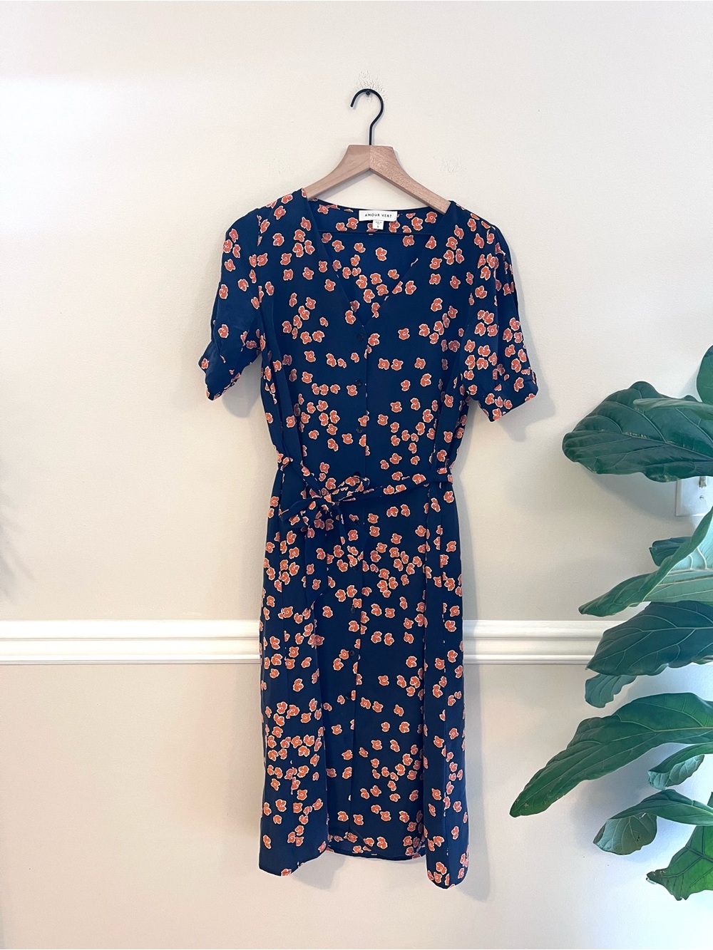 Amour Vert Women’s 100% Silk Floral Midi Dress Size S Navy & Orange Button down